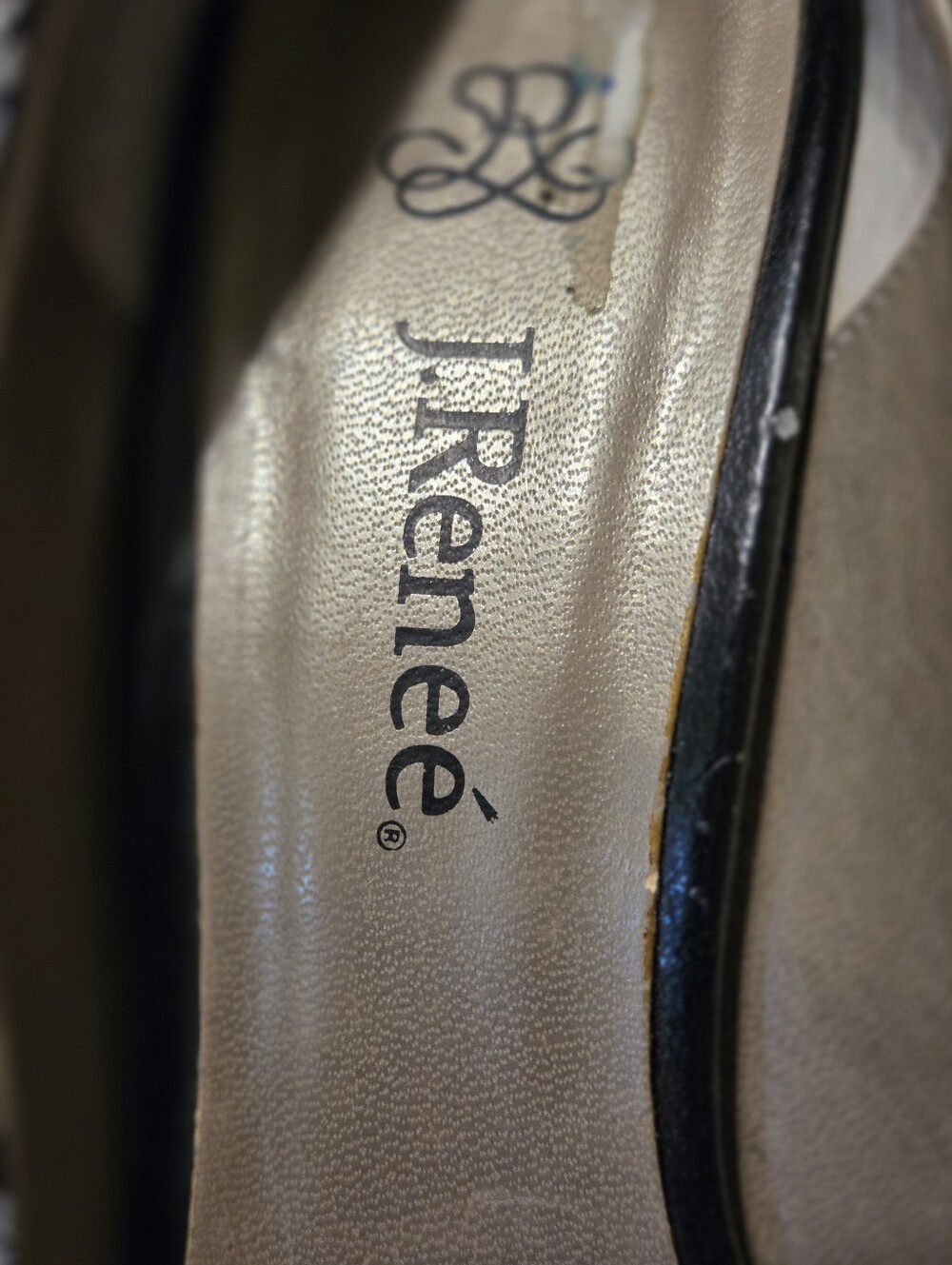 J. Reneé Rattle Snakeskin Print Pumps – Size 8M - Picture 7 of 7